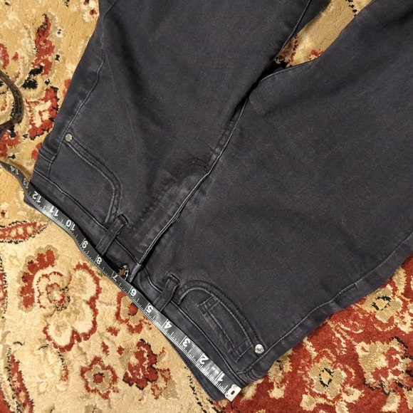 2/40 Guess black jeans - Picture 9 of 11